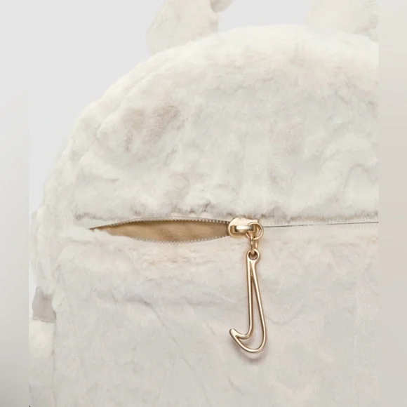 NIKE Elegant White Faux Fur Backpack - Picture 5 of 7